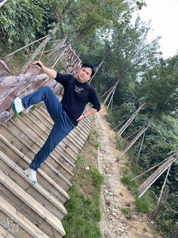 择一人白头偕老的第二张照片--庐江王婆说媒